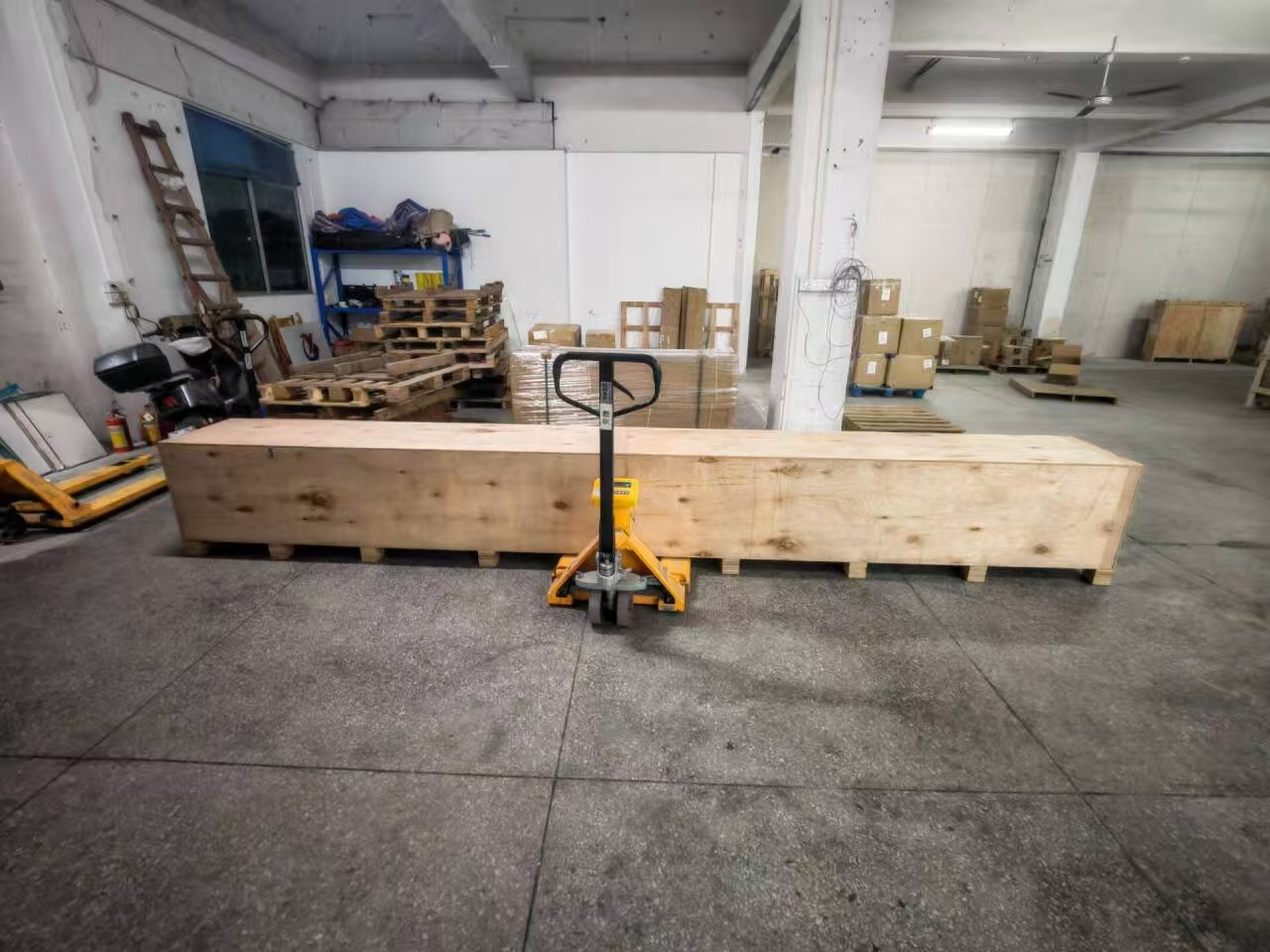 Completed five-metre export wooden case in ANJET’s China warehouse
